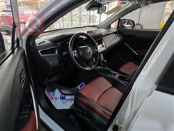 تۆیۆتا کۆرۆلا کرۆس